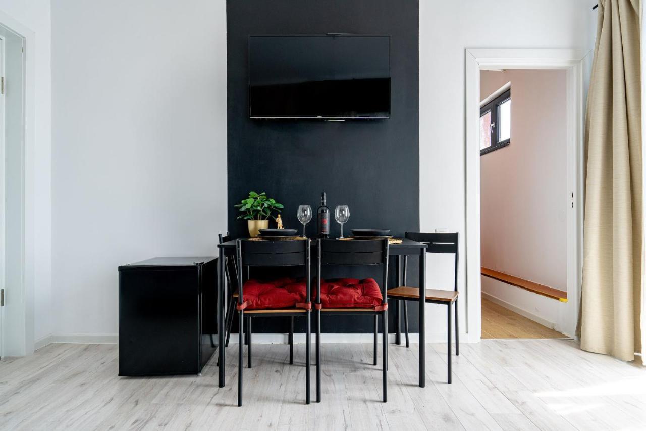 Cityheart Studio Bukares Bagian luar foto